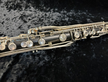 Photo Artley Bass Clarinet Low Eb, Serial #6117383 – Great Student Bass